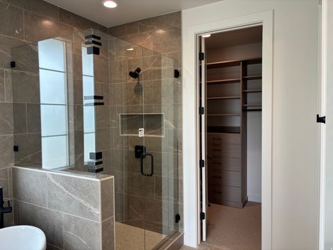 Tiny photo for 1082 E 110 S, Pleasant Grove, UT 84062 (MLS # 2131309)