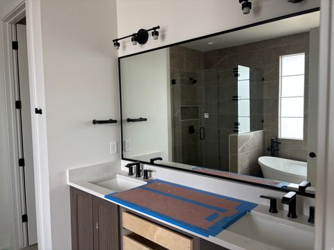 Tiny photo for 1082 E 110 S, Pleasant Grove, UT 84062 (MLS # 2131309)