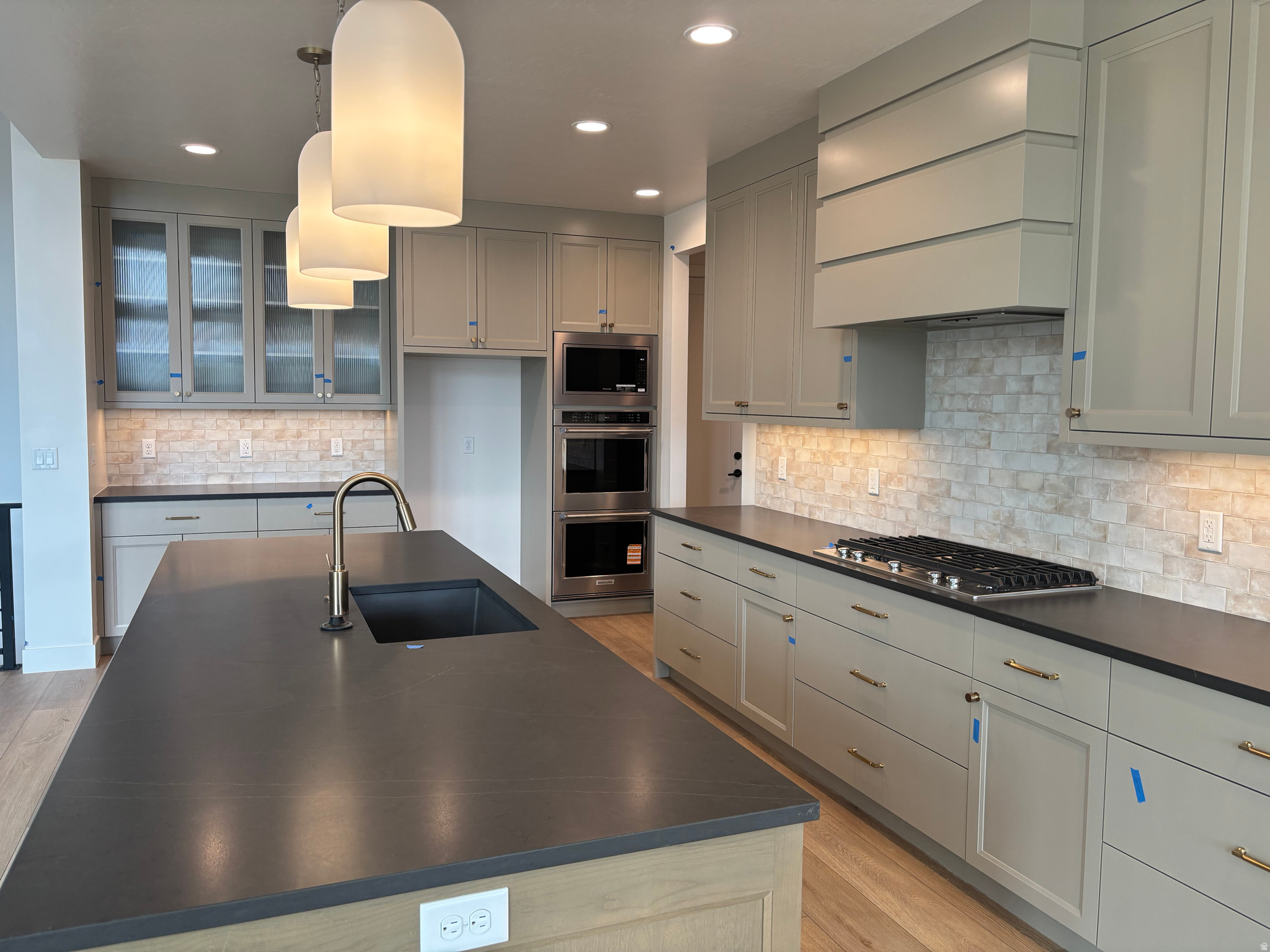 BLOSSOM HILL - Residential