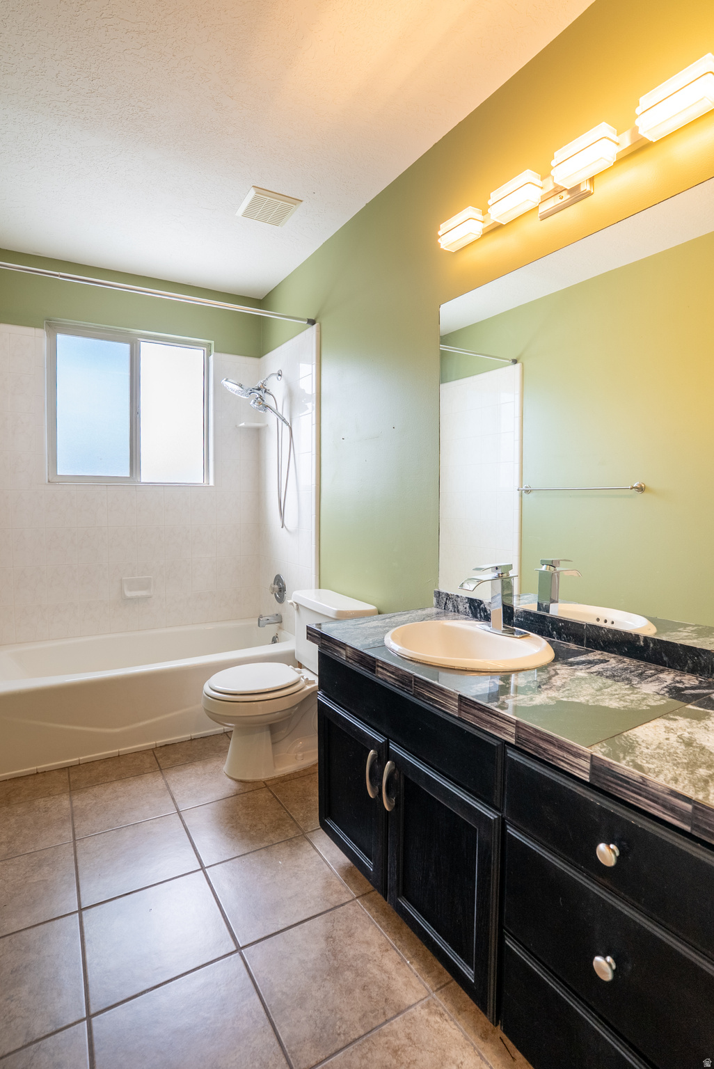 WEST OAKS - Residential