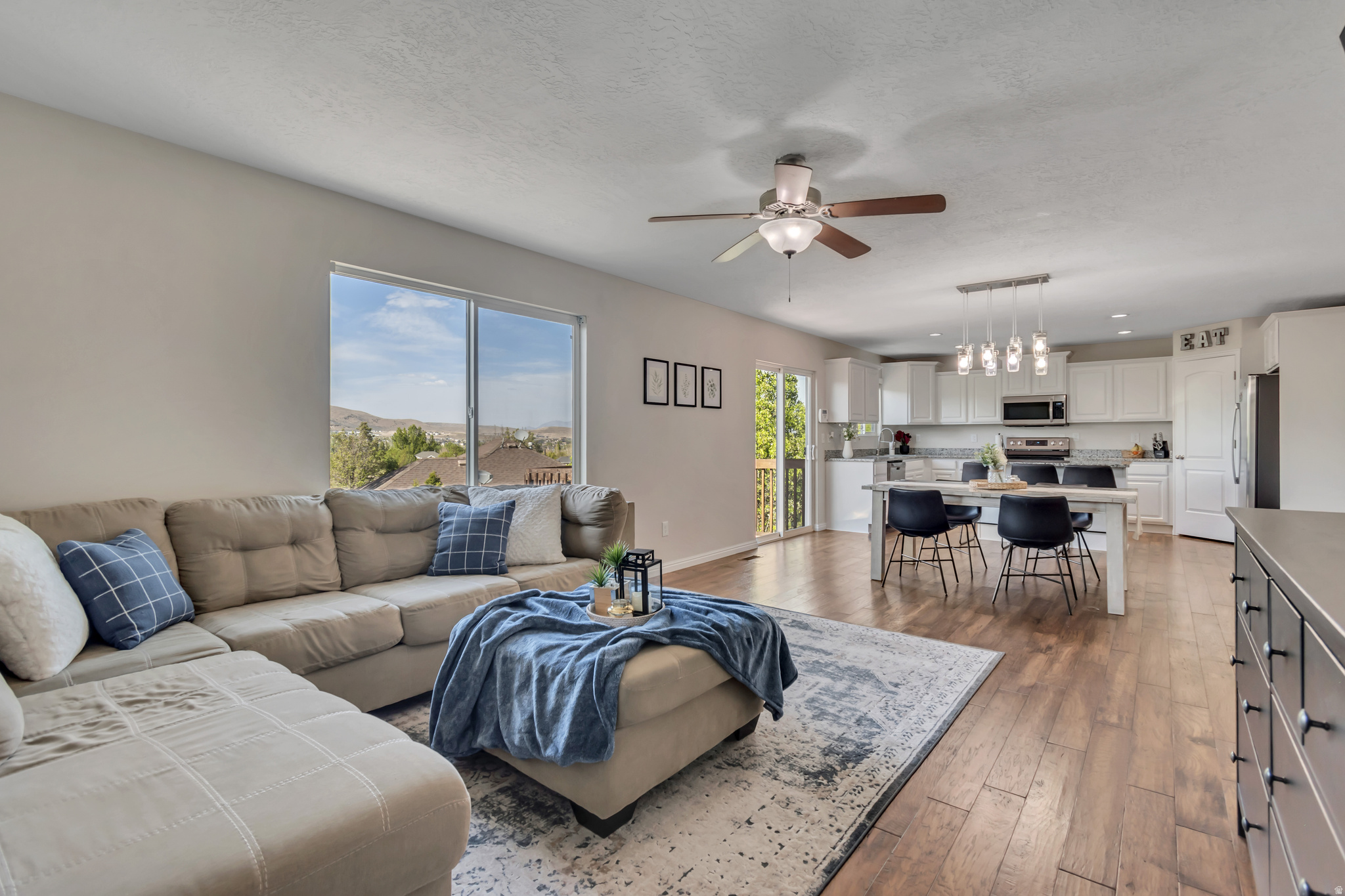 HIDDEN CANYON PHASE 1 - Residential