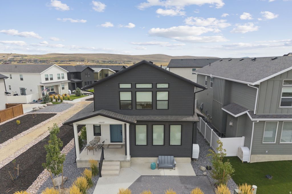 Photo of 6860 MOUNTAIN MAPLE DR, Park City, UT 84098 (MLS # 2146037)