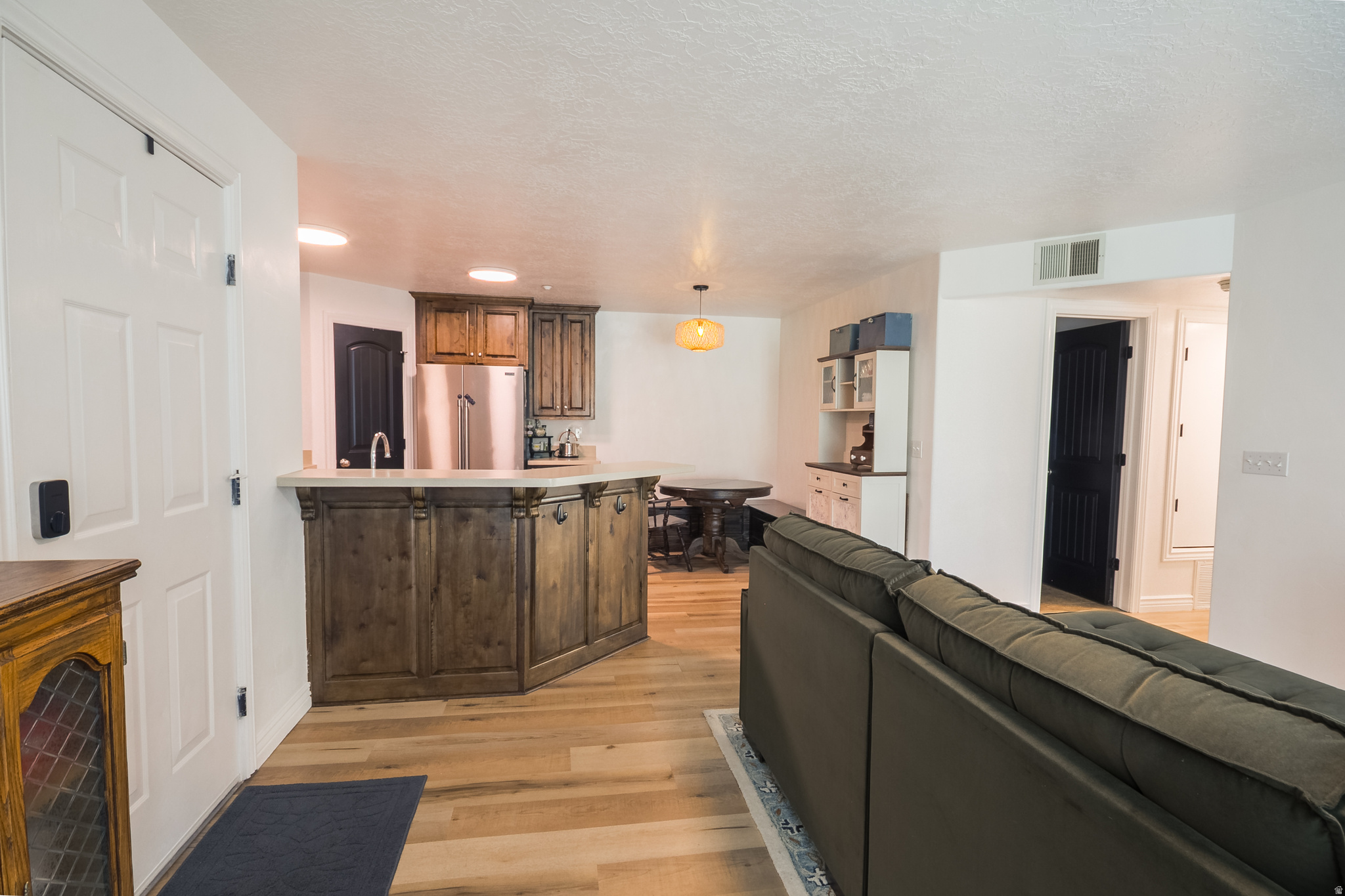 SILVER PINES CONDOMUNIUMS - Residential