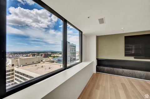 Tiny photo for 48 W 300 S #2204-N, Salt Lake City, UT 84101 (MLS # 2071348)