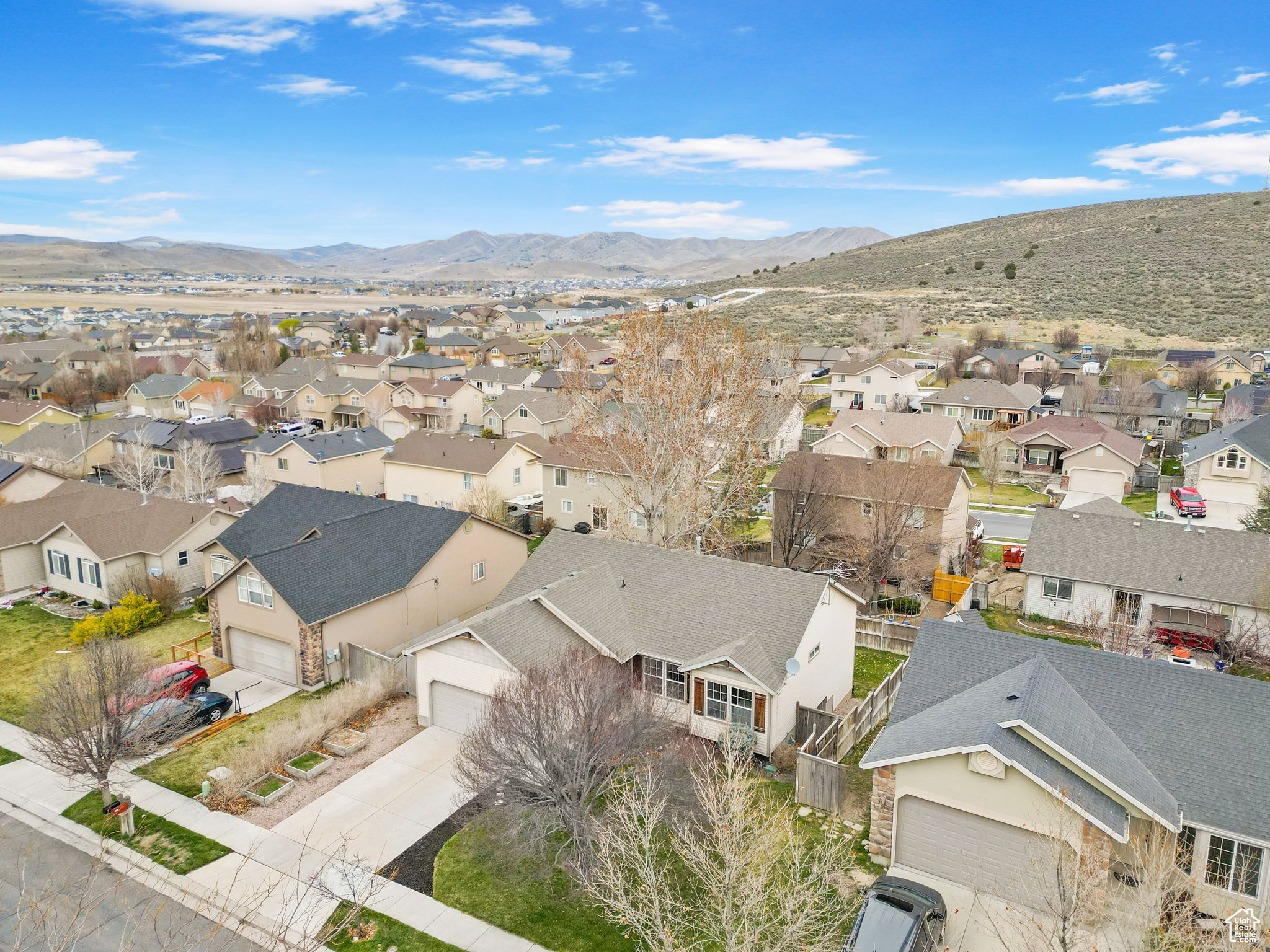 Eagle Mountain, Utah 84005, United States, 6 Bedrooms Bedrooms, ,3 BathroomsBathrooms,Residential,Pending,101108