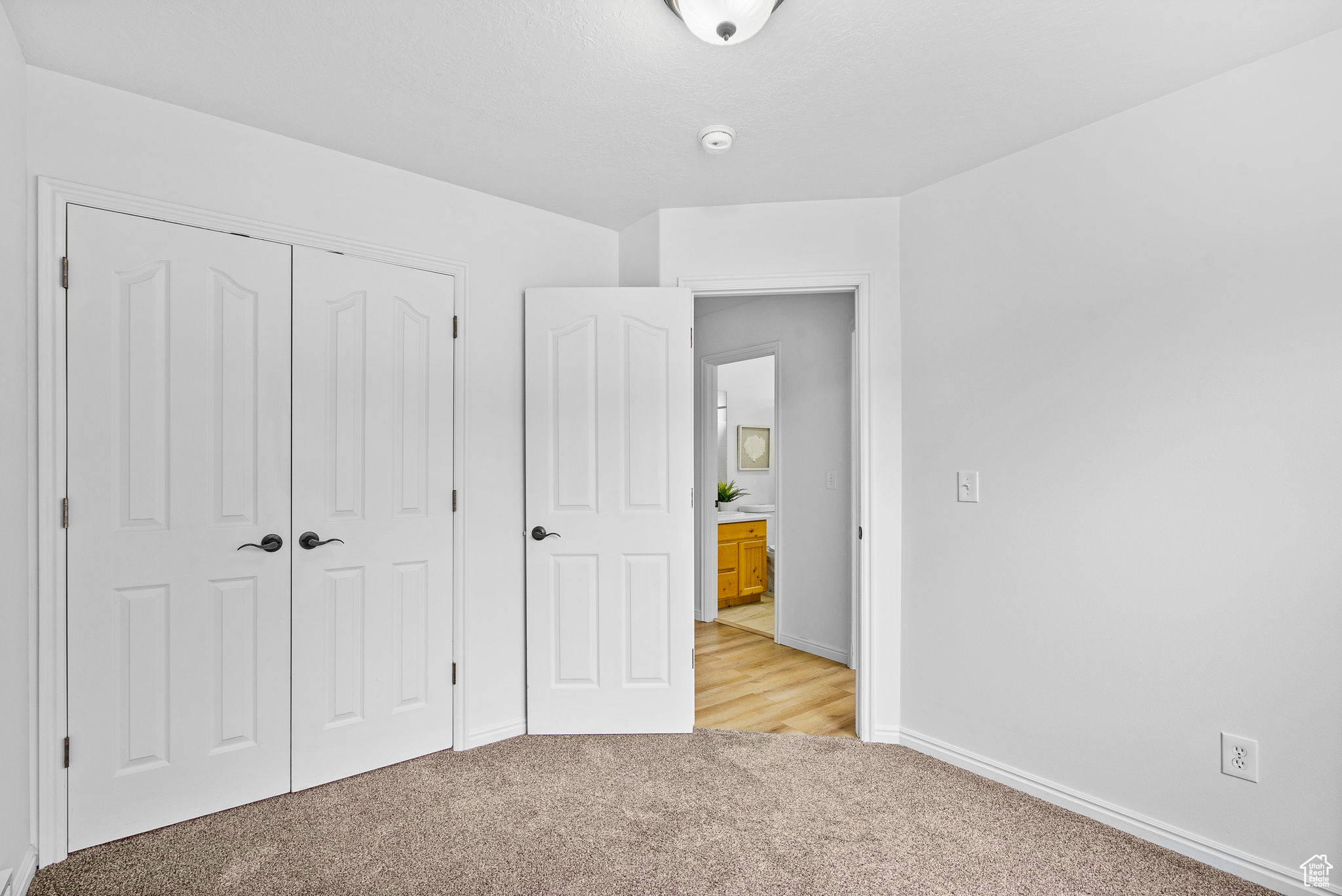 Eagle Mountain, Utah 84005, United States, 6 Bedrooms Bedrooms, ,3 BathroomsBathrooms,Residential,Pending,101108