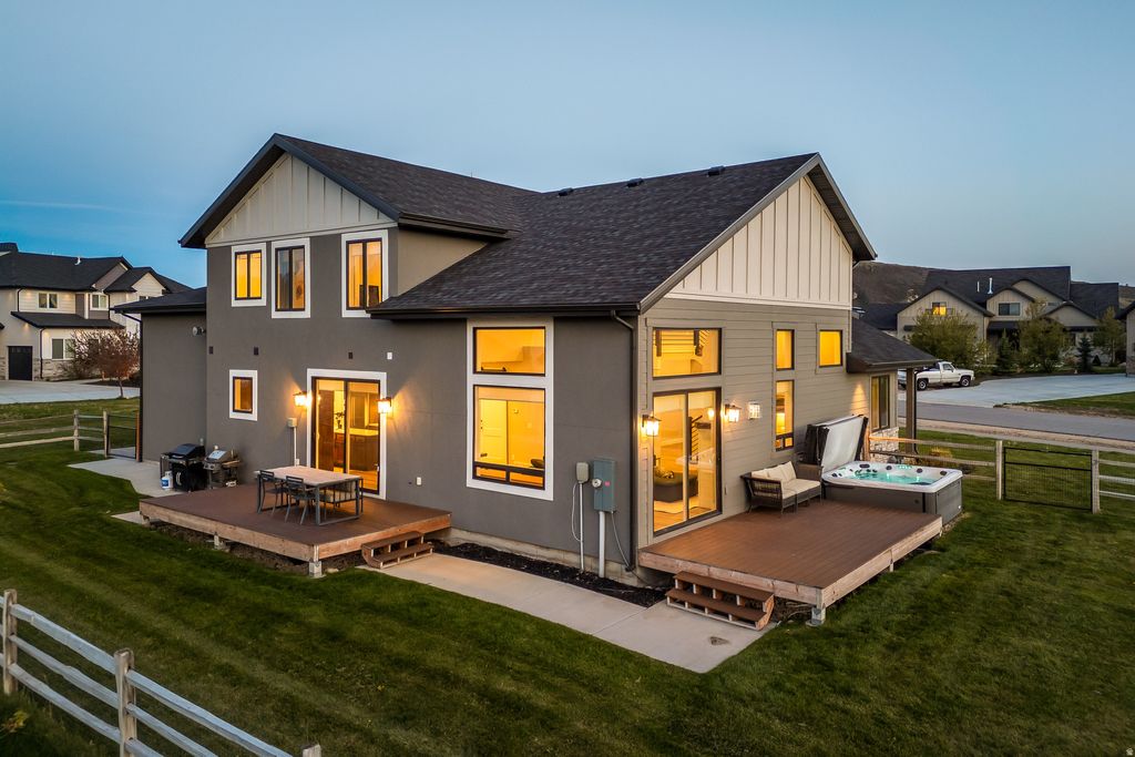 Photo of 862 W HILLTOP CT W, Francis, UT 84036 (MLS # 2160089)