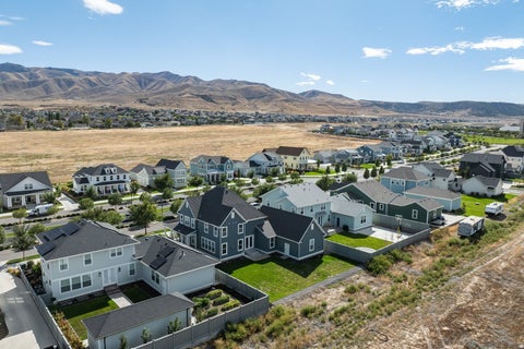 Tiny photo for 462 W FOUNDERS BLVD, Saratoga Springs, UT 84045 (MLS # 2185834)