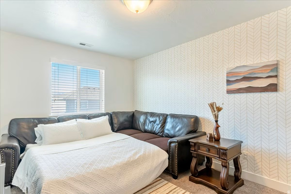 BRIDGEPORT AT WATERS EDGE - Residential