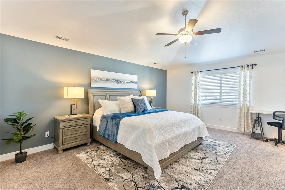 BRIDGEPORT AT WATERS EDGE - Residential