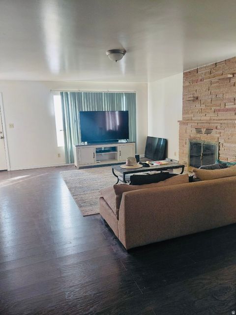 Tiny photo for 237 N 500 W, Vernal, UT 84078 (MLS # 2134991)