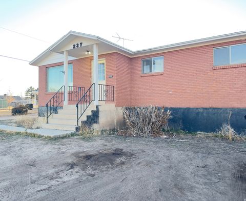 Photo of 237 N 500 W, Vernal, UT 84078 (MLS # 2134991)