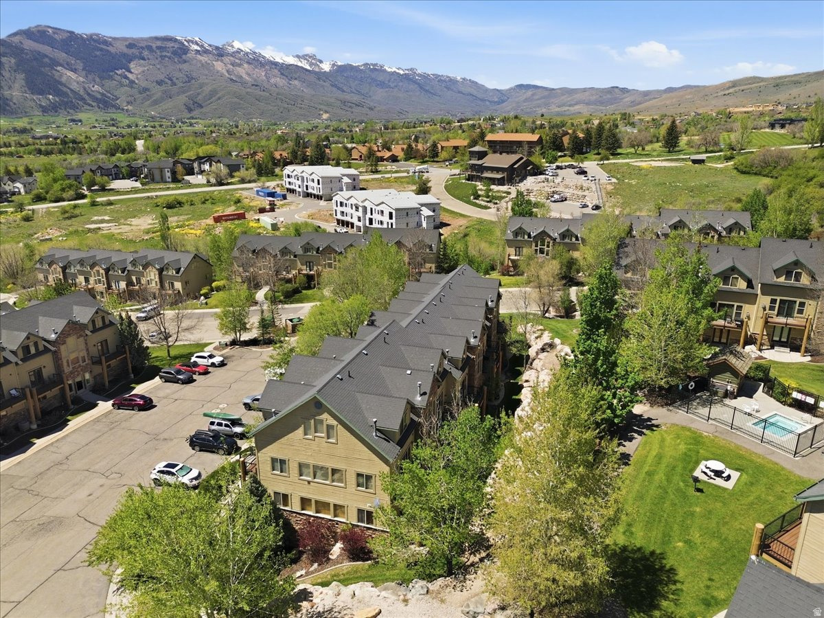 MOOSE HOLLOW - Residential