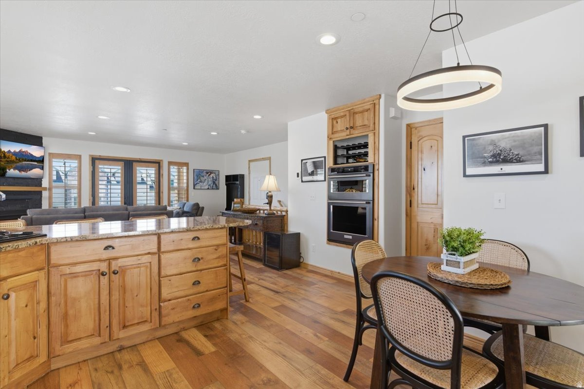 MOOSE HOLLOW - Residential