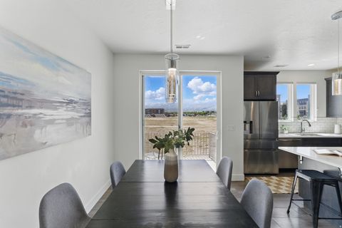 Tiny photo for 11398 LAKE RUN RD, South Jordan, UT 84095 (MLS # 2120151)
