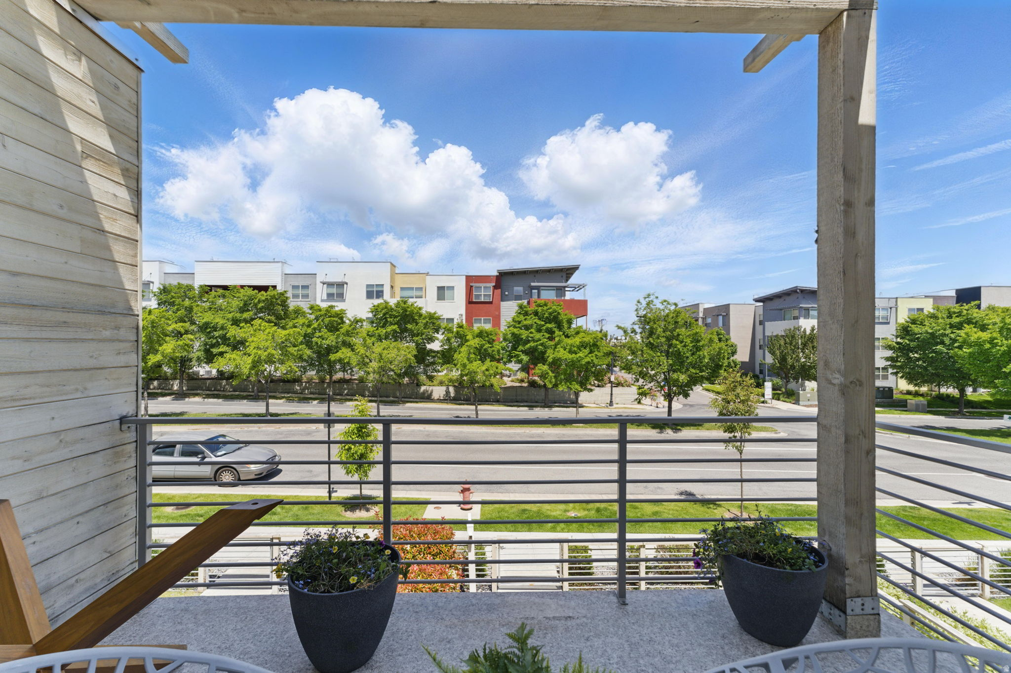 DAYBREAK - Residential