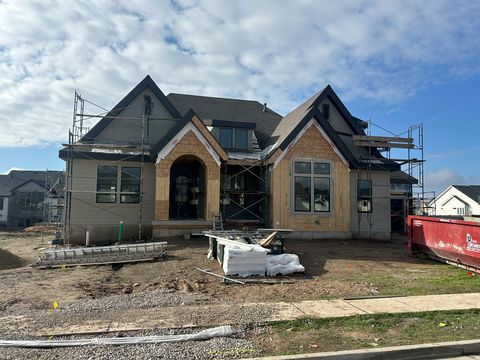 Photo of 51 N HAYFIELD CIR, Kaysville, UT 84037 (MLS # 2119517)