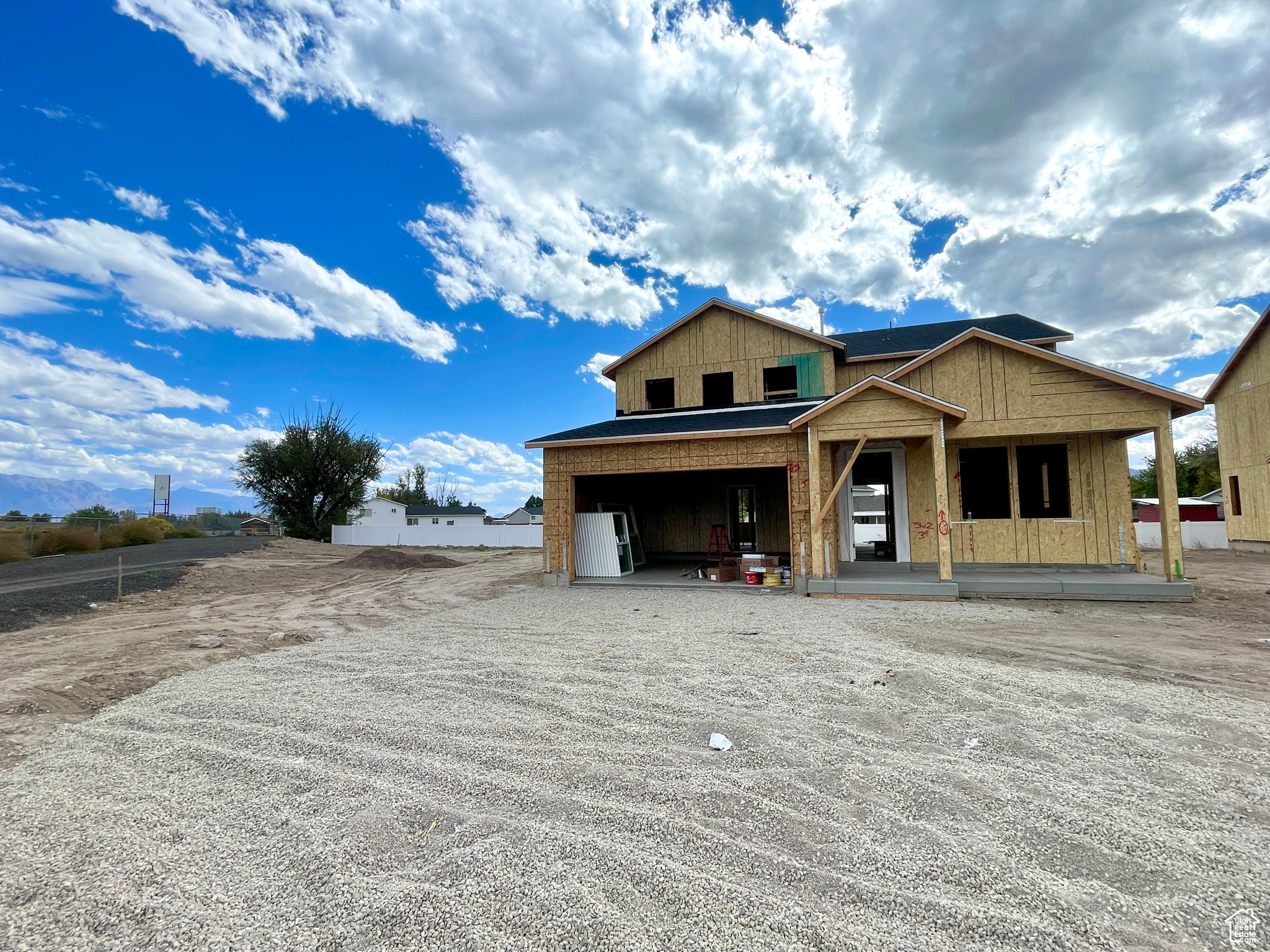 PIONEER MEADOWS - Residential