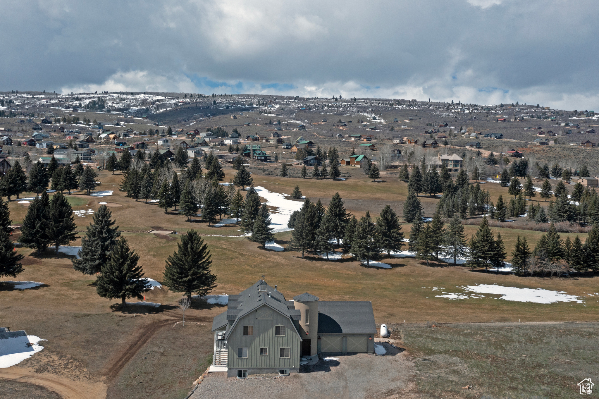 2599 S Foxridge Rd, Garden City, Utah image 38