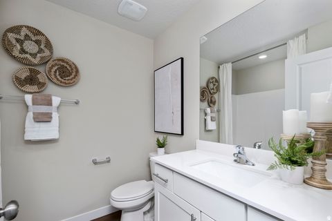 Tiny photo for 1688 W VIOLA LN N #3023, Saratoga Springs, UT 84045 (MLS # 2159509)