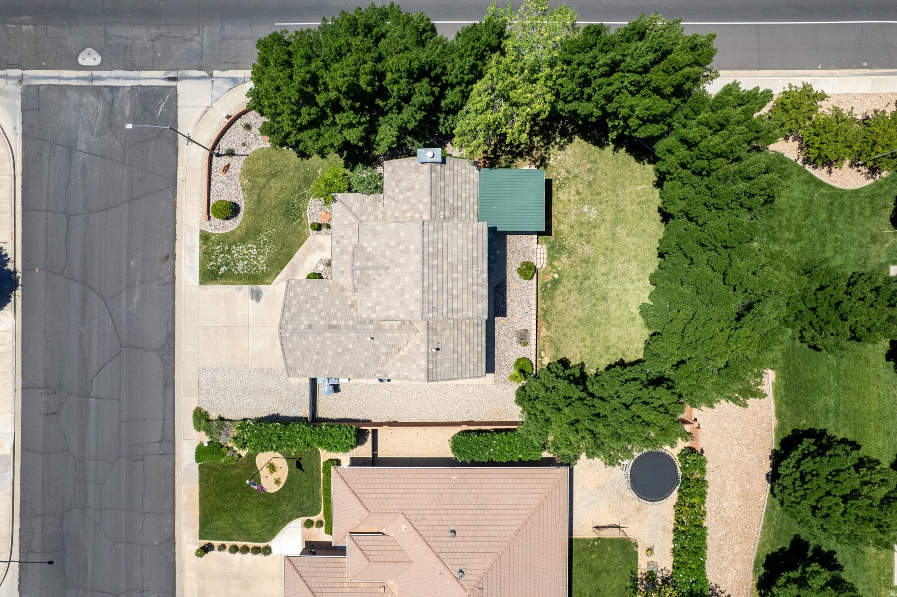 ELM ESTATES - Residential