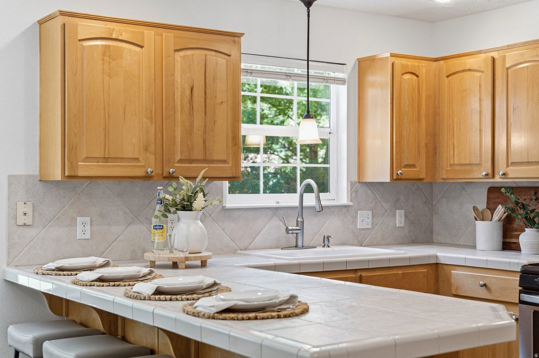 ELM ESTATES - Residential