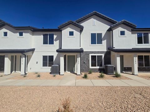 Photo of 3362 E DANCE HALL LN #2331, Washington, UT 84780 (MLS # 2120784)