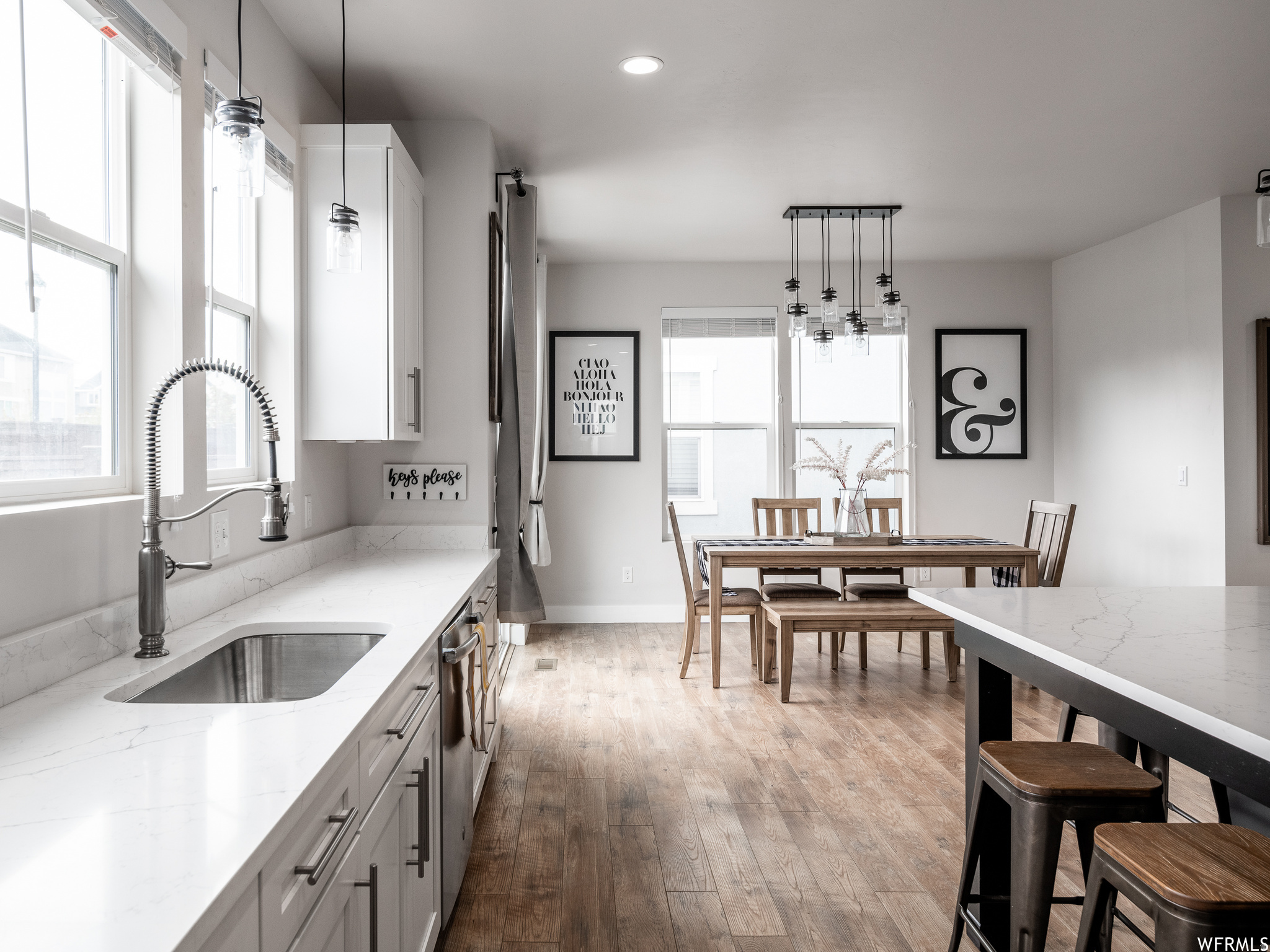 INDEPENDENCE AT THE POINT - Residential