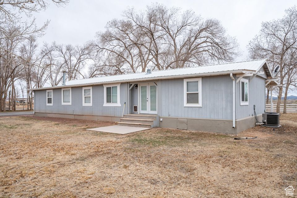5520 N 500, Enoch, Utah image 34