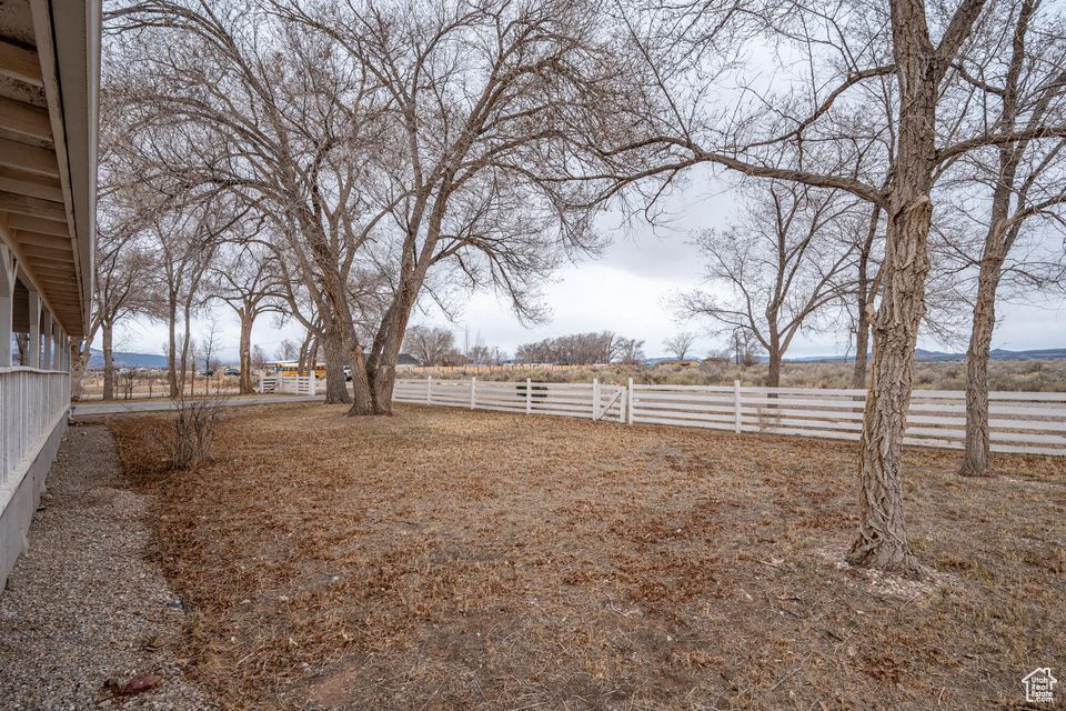 5520 N 500, Enoch, Utah image 43