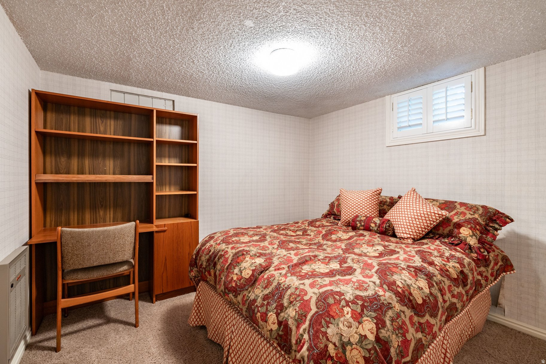 COLONIAL VIEW - Residential