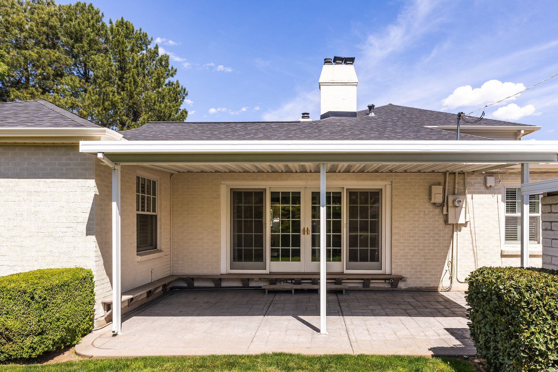 COLONIAL VIEW - Residential