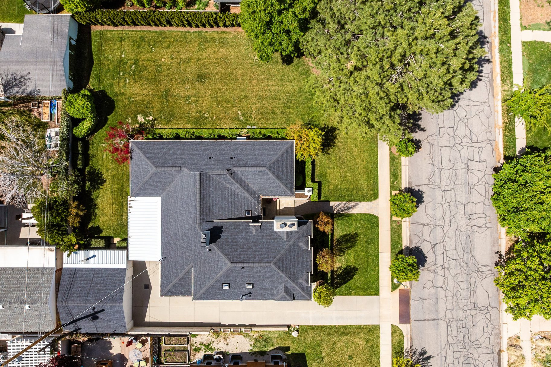 COLONIAL VIEW - Residential