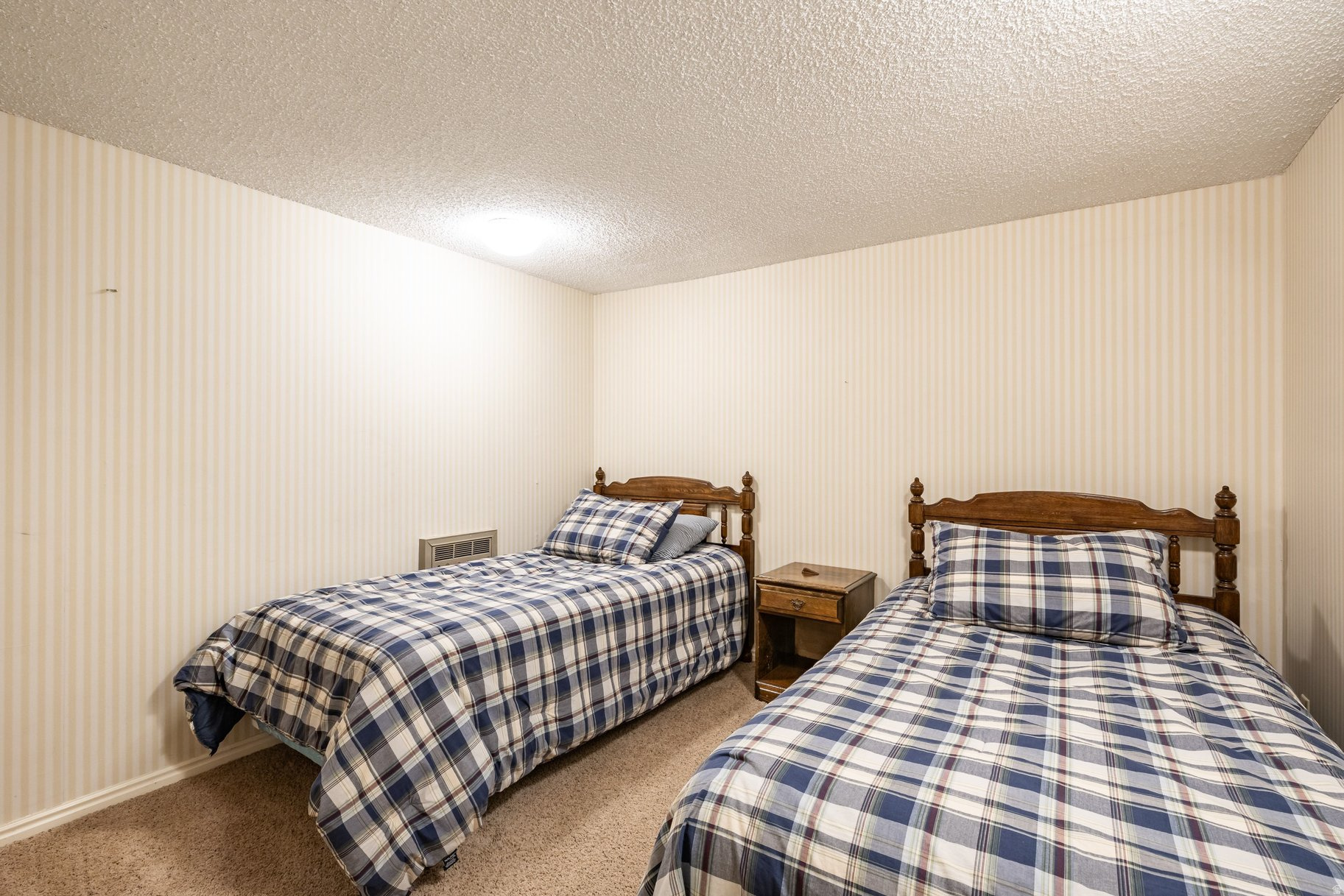 COLONIAL VIEW - Residential