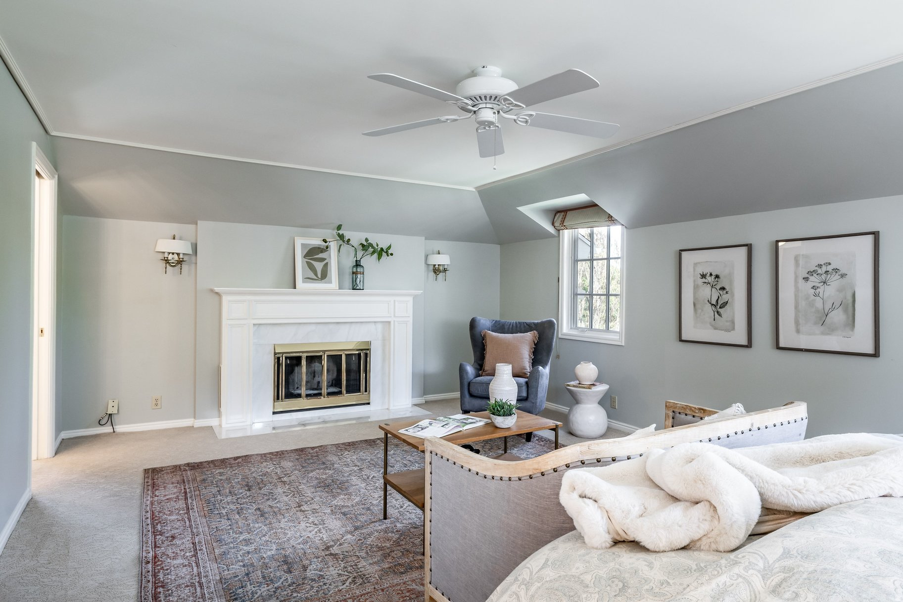 COLONIAL VIEW - Residential