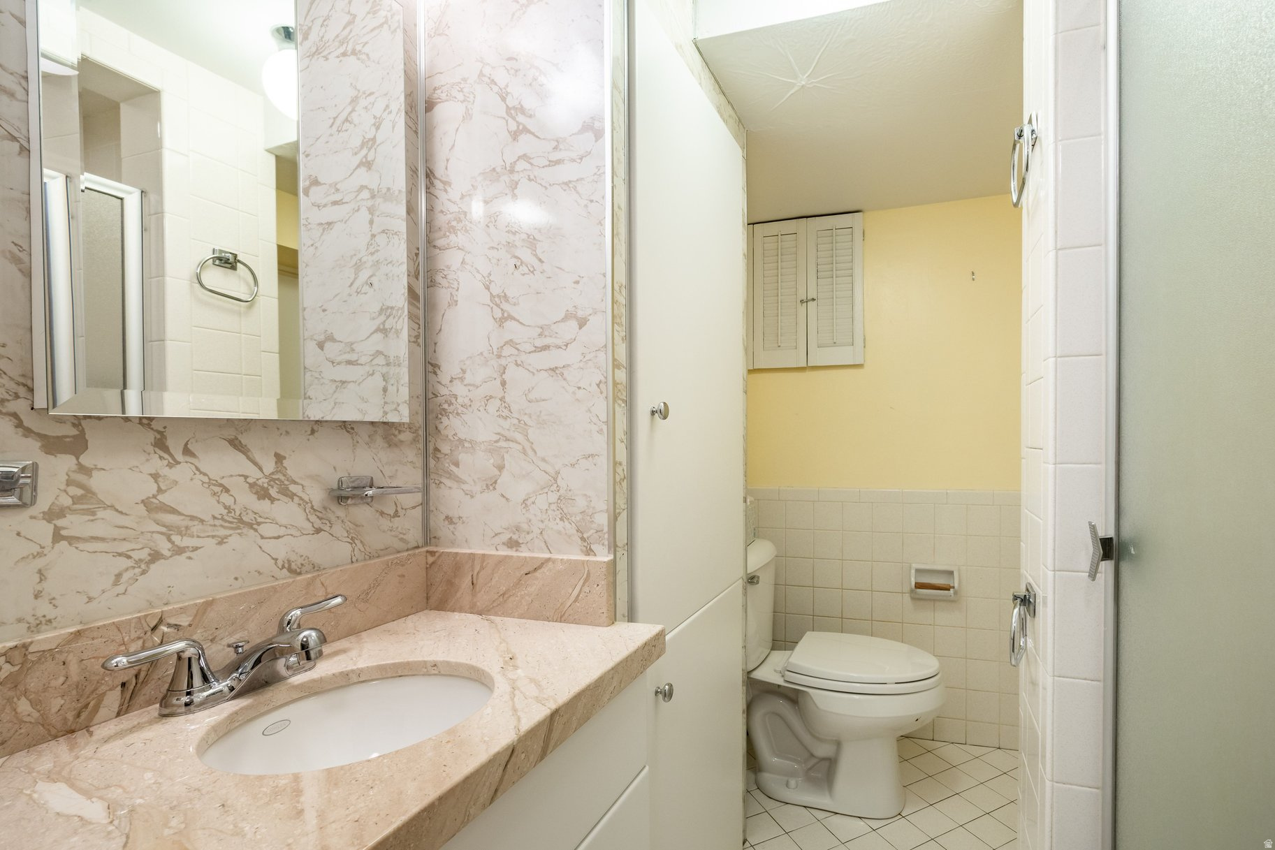 COLONIAL VIEW - Residential