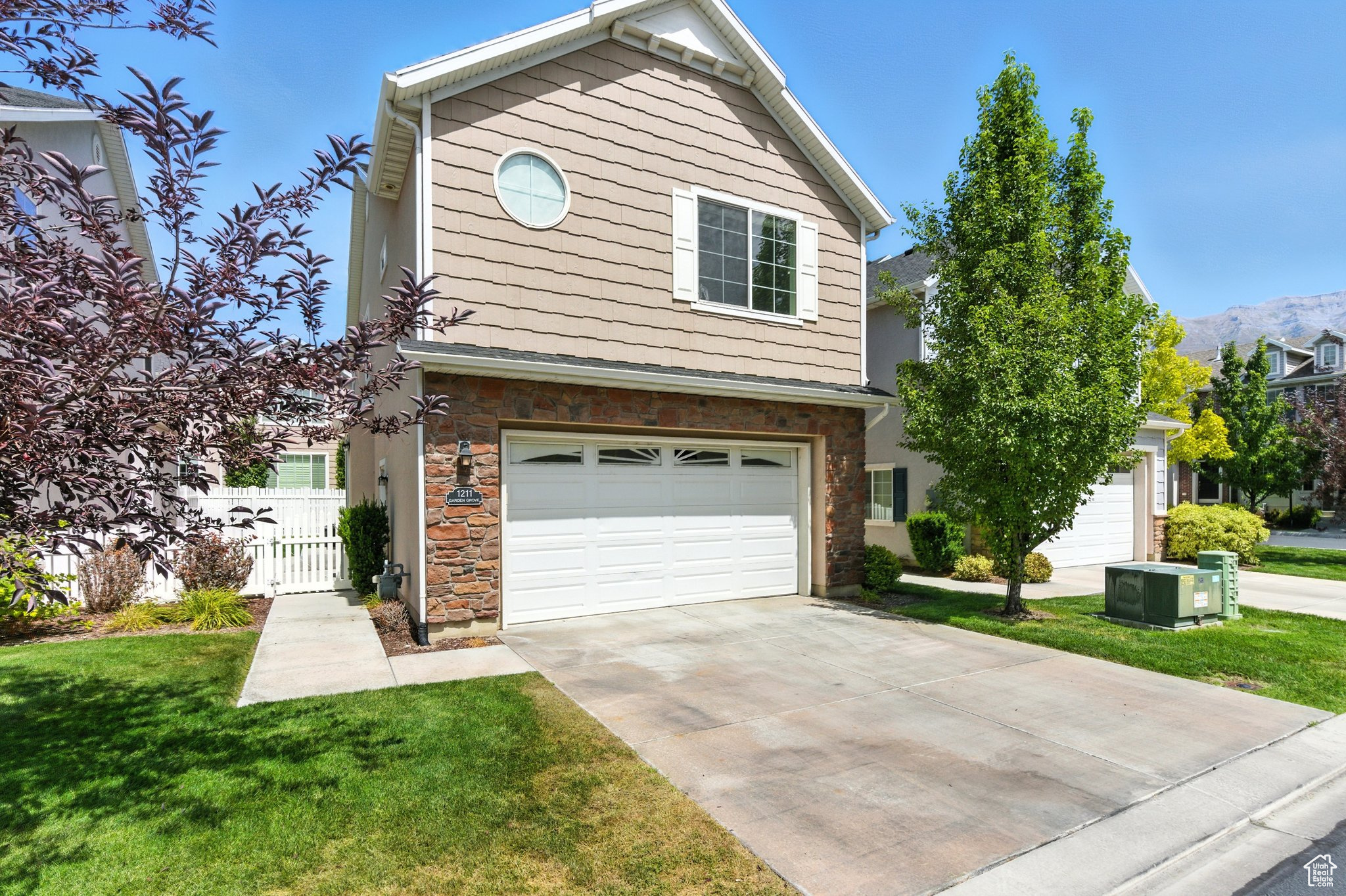 GARDEN GROVE - Residential