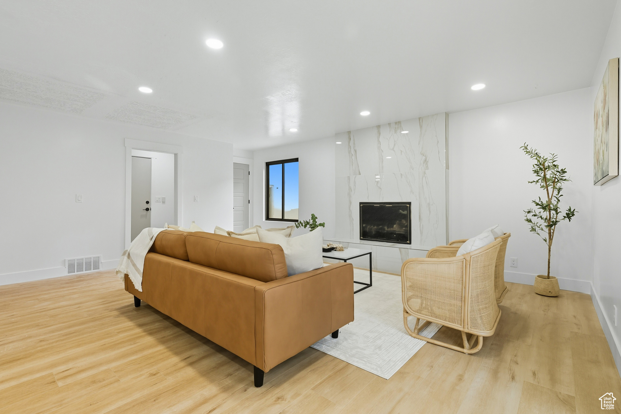 CANYON VILLAGE - Residential