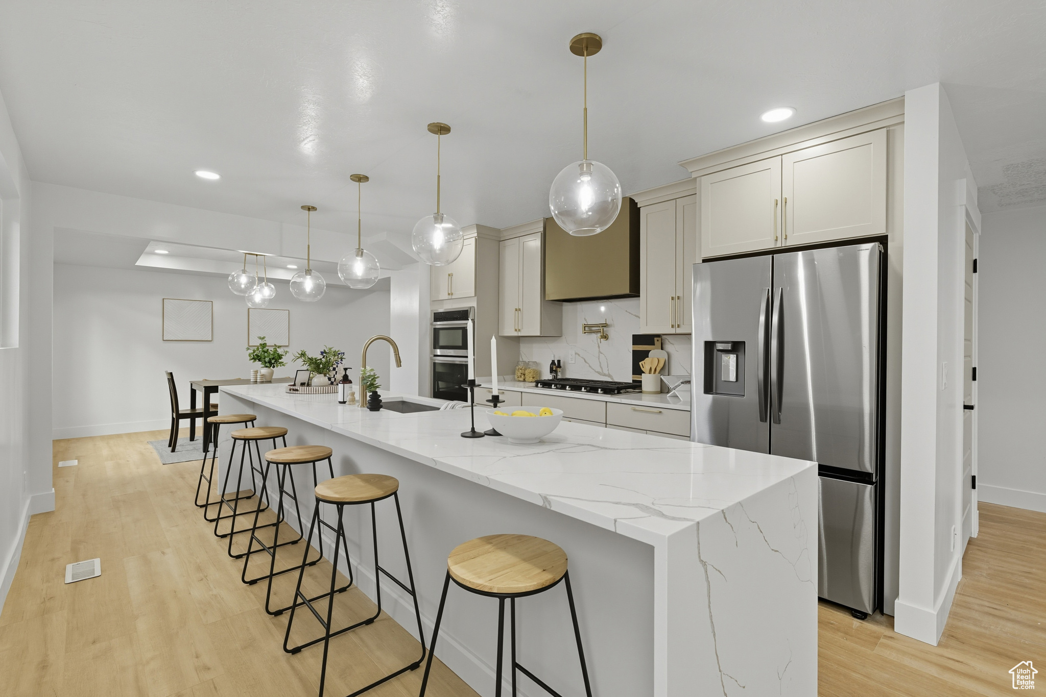 CANYON VILLAGE - Residential