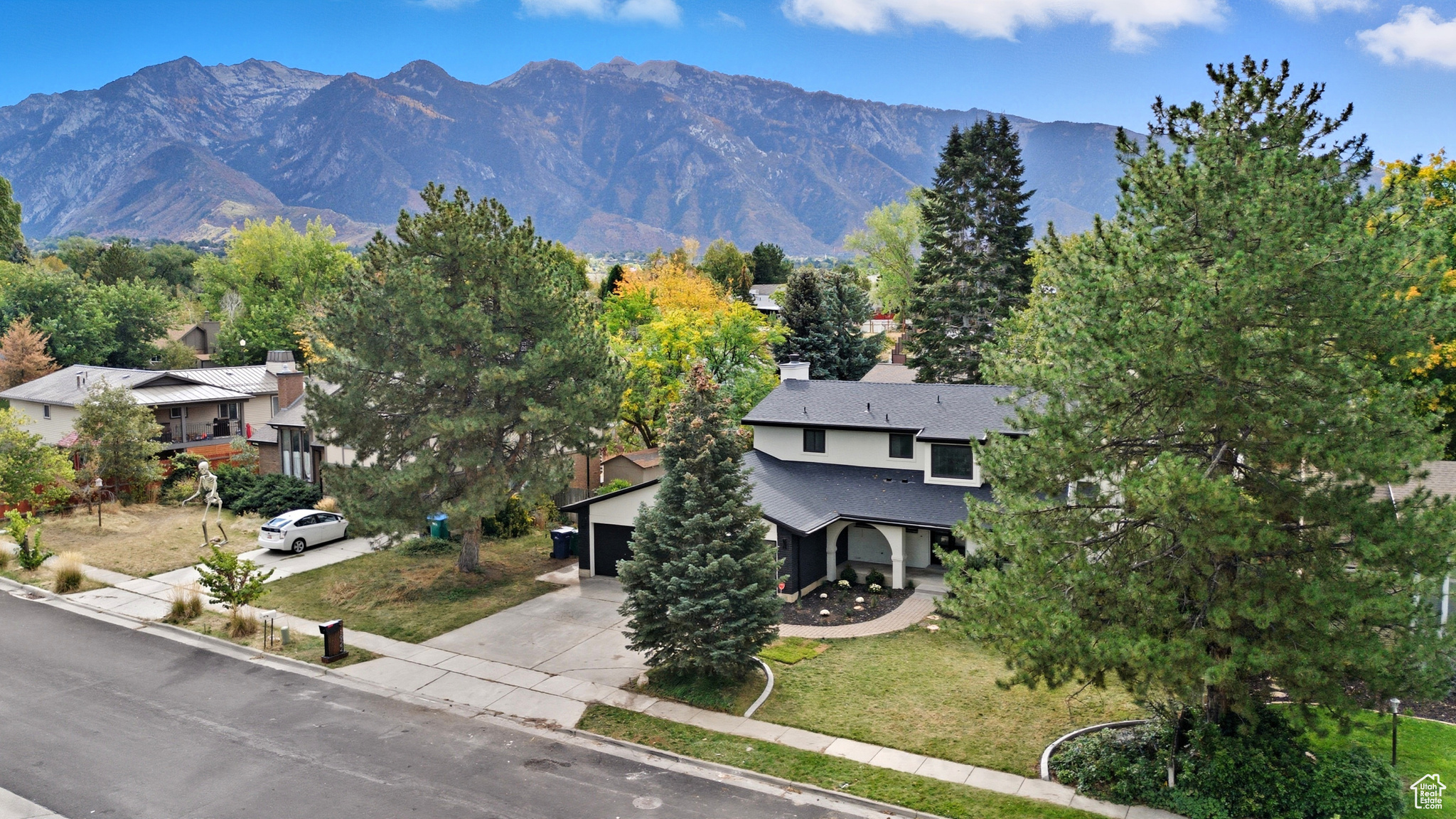 CANYON VILLAGE - Residential