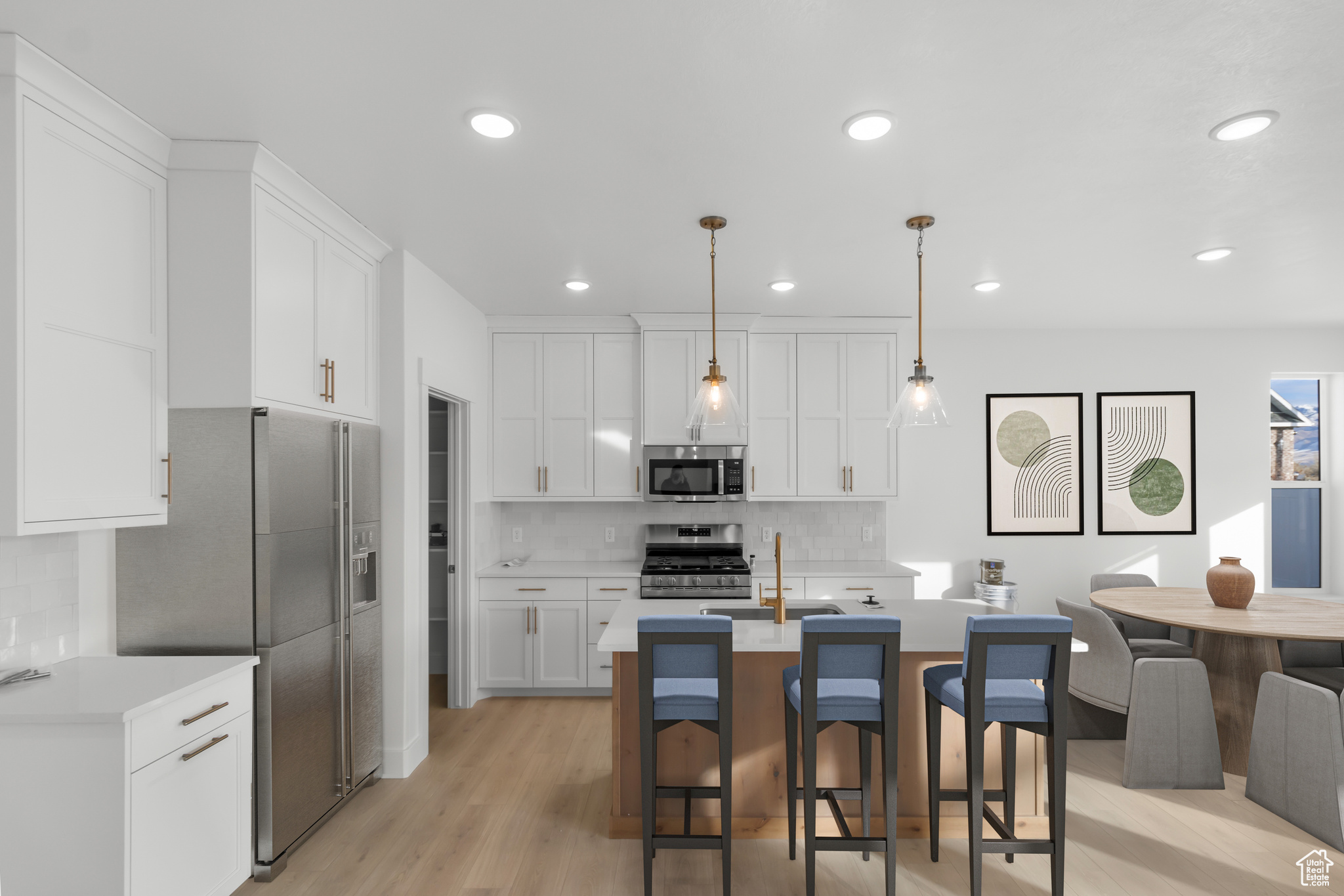 RIVER'S EDGE - Residential