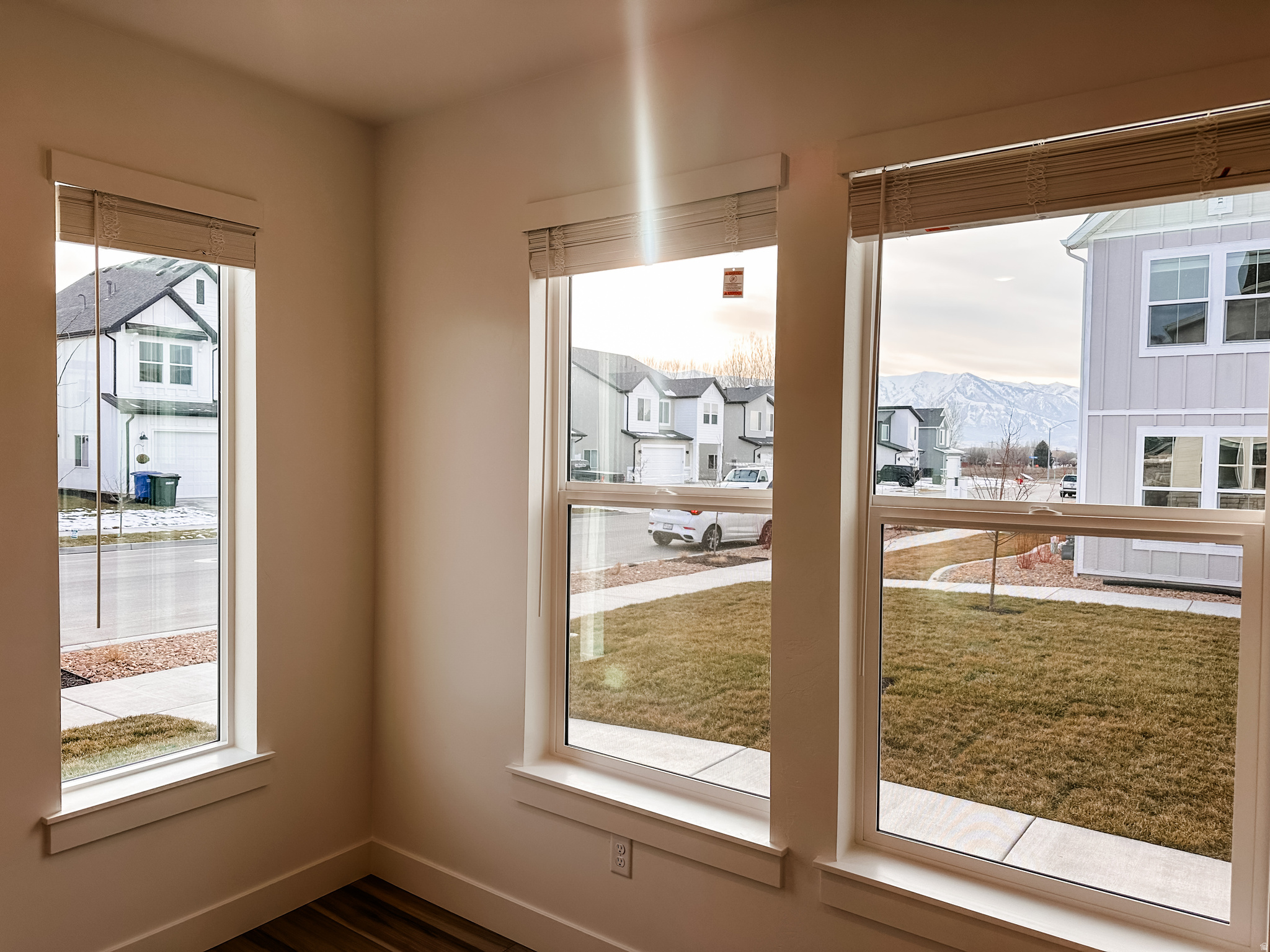 SUGAR CREEK TOWNHOMES - Residential