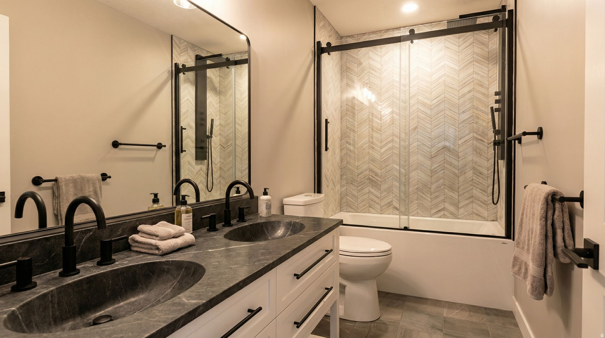 EPHRAIM LANDING - Residential