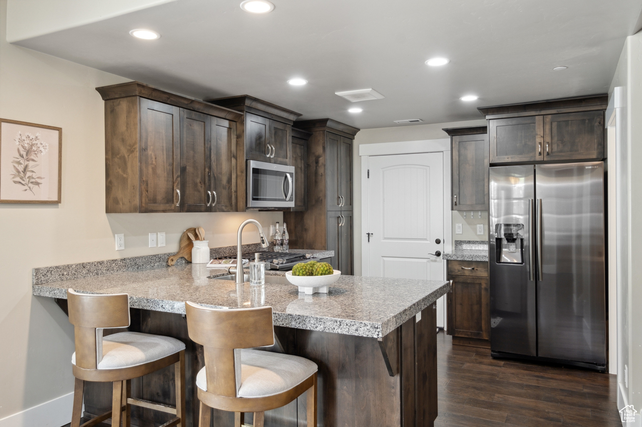 PARK'S EDGE - Residential