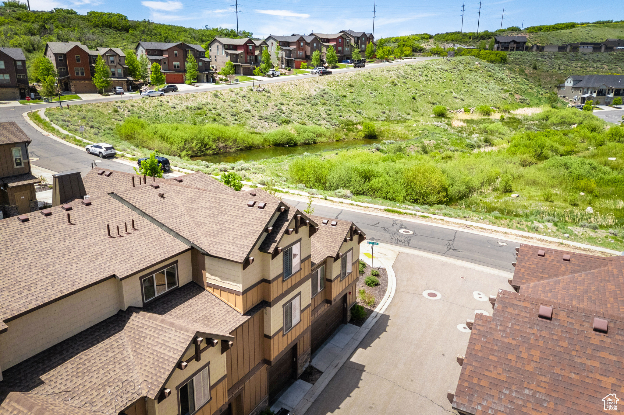 PARK'S EDGE - Residential