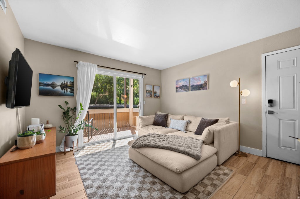 Photo of 1281 E RIDGE MEADOW LN S #8D, Cottonwood Heights, UT 84047 (MLS # 2185816)