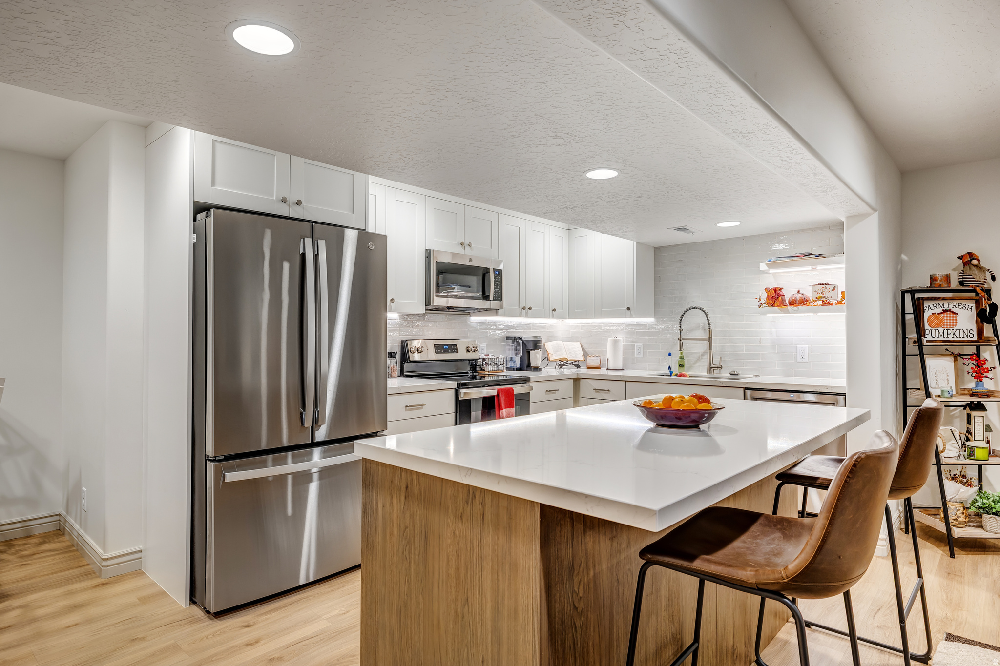 FOX GATE FARMS - Residential