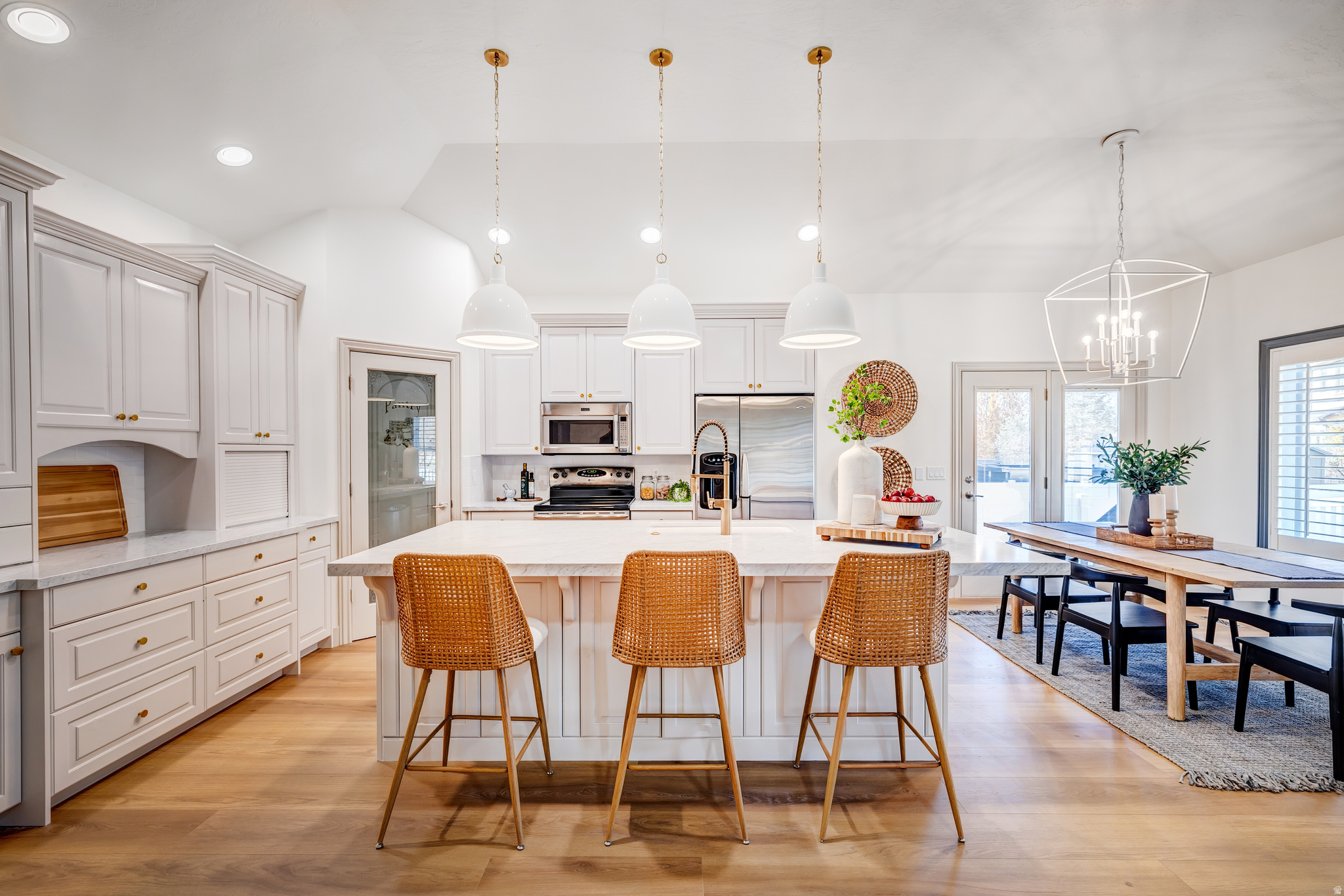 FOX GATE FARMS - Residential