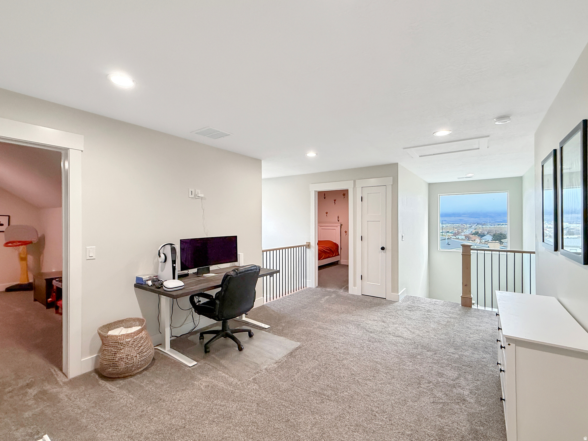 H&L ANDERSEN - Residential