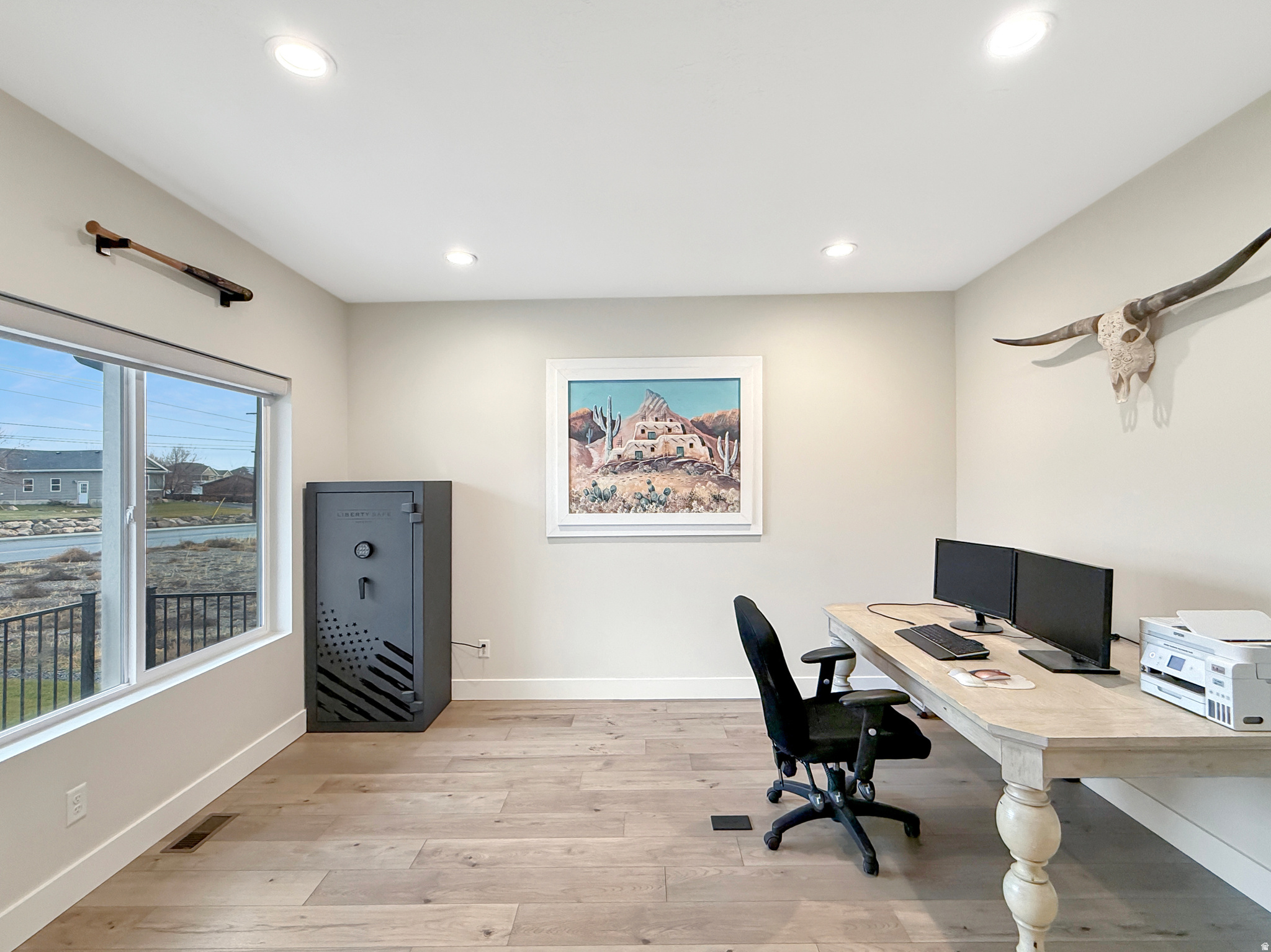 H&L ANDERSEN - Residential